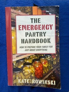 The Emergency Pantry Handbook by - Red Cover